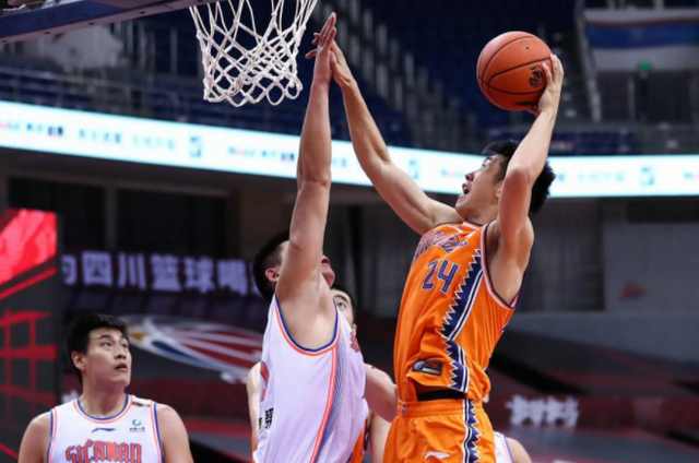 九游体育-郭艾伦离开辽篮的原因