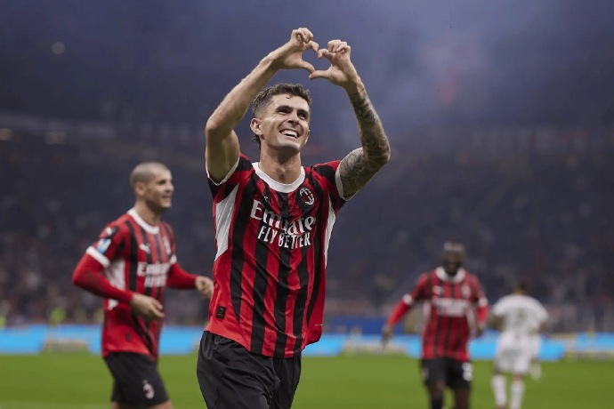 现任ac米兰副队长